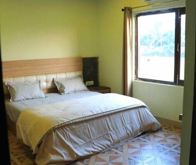 Отель Corbett Life Resort