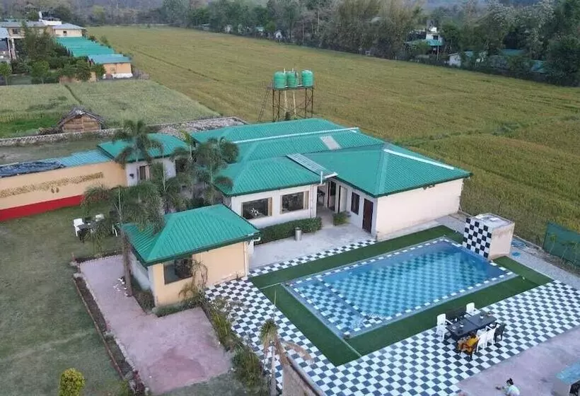 ホテル Corbett Life Resort