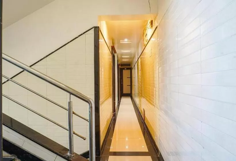 Fabhotel Tulsi Park   Nr Sai Baba Temple