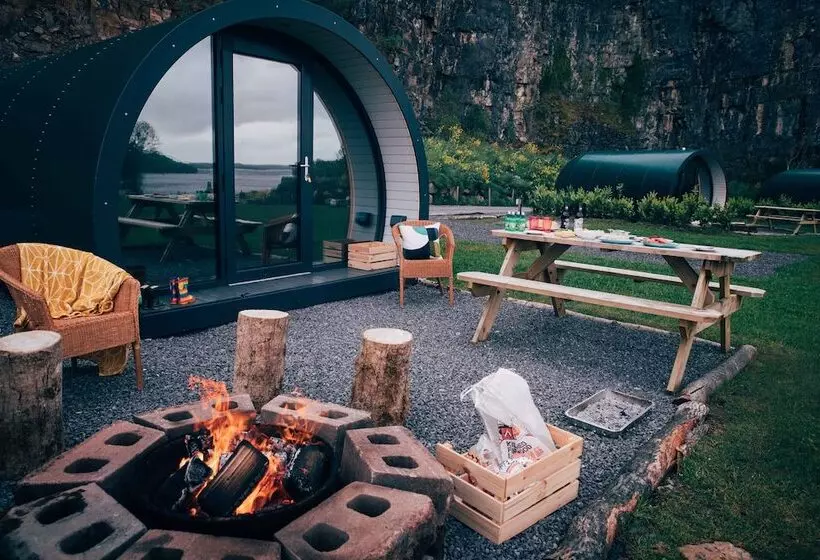 Hotelli Further.space At Carrickreagh Bay