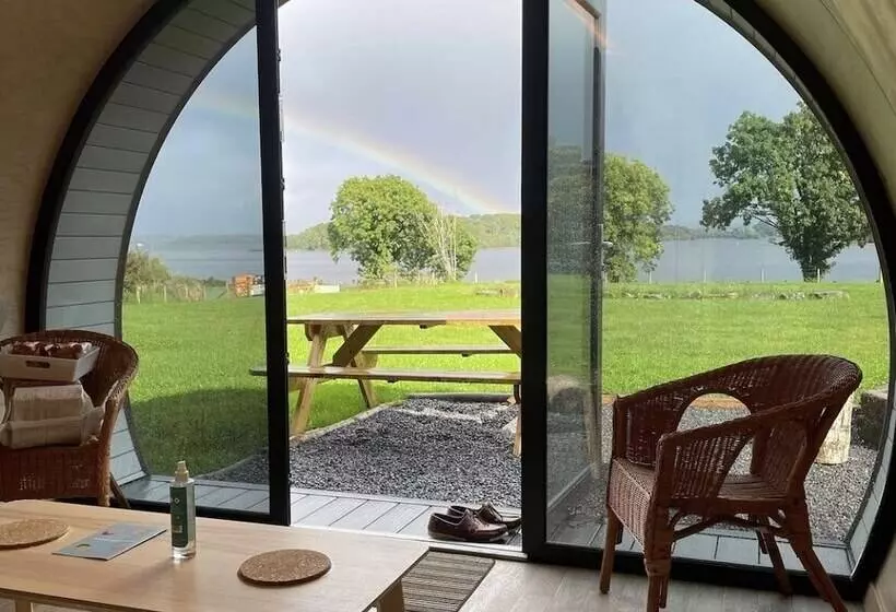 Hotelli Further.space At Carrickreagh Bay