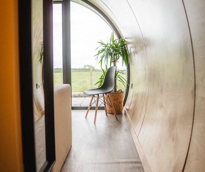 Hotel Further.space At Carrickreagh Bay