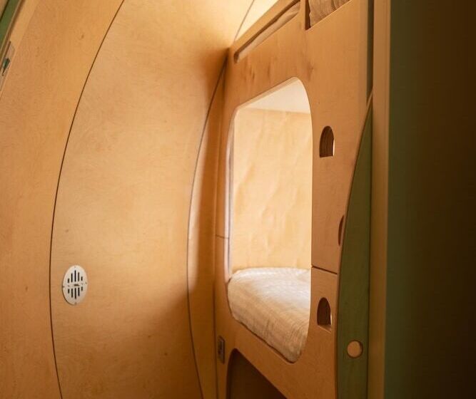 Hotel Further.space At Carrickreagh Bay