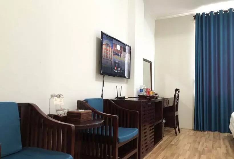 هتل Khach San Hung Vuong