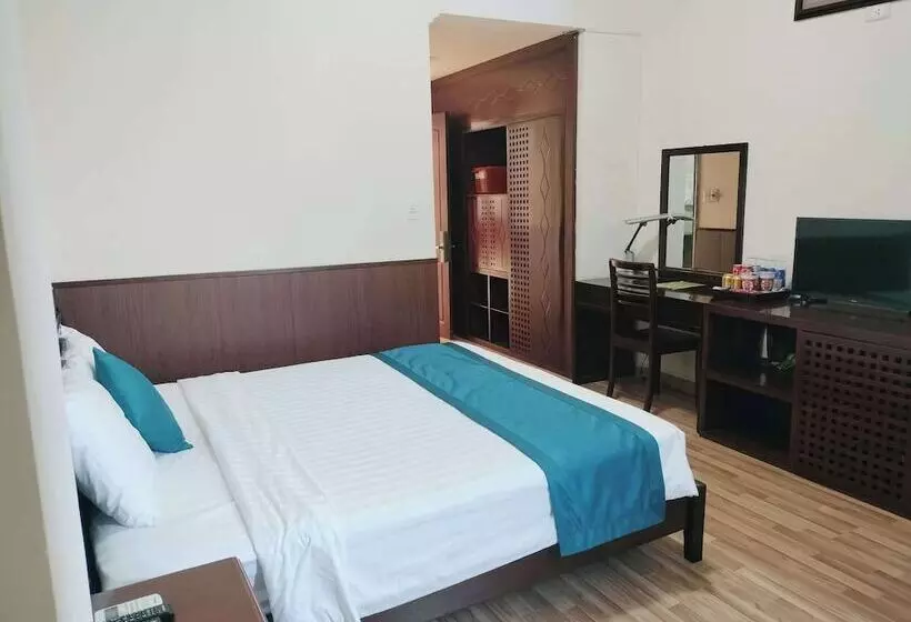 هتل Khach San Hung Vuong