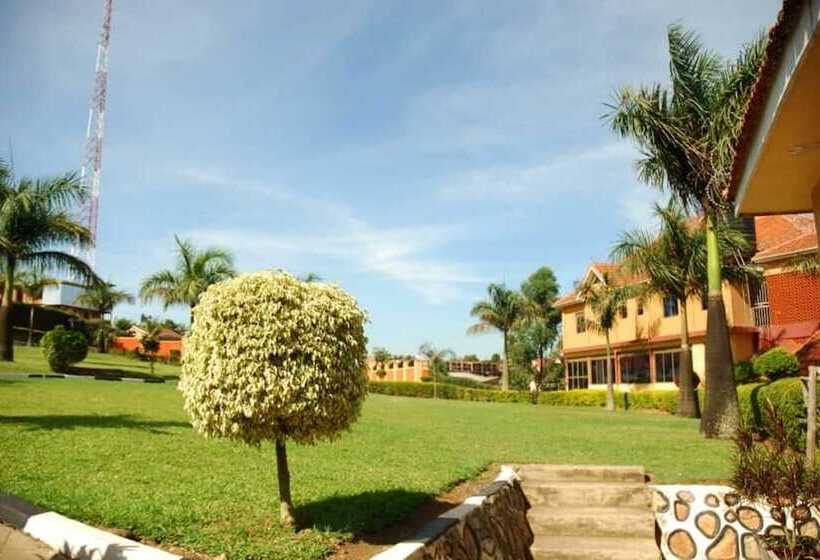 Отель New Palm Royal