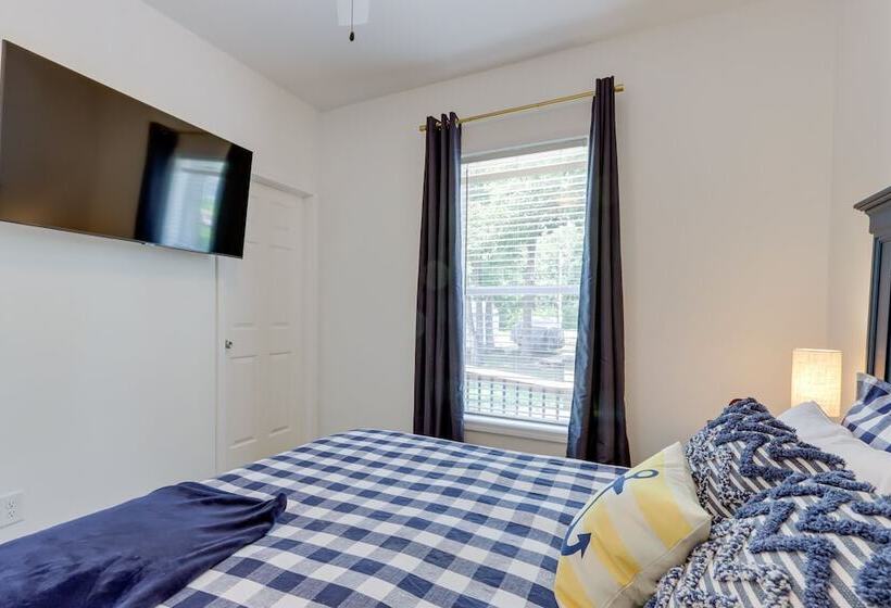 Private Dock + Fire Pit: Lake Of The Ozarks Home!