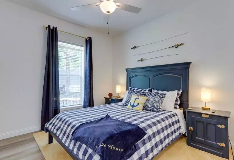 Private Dock + Fire Pit: Lake Of The Ozarks Home!