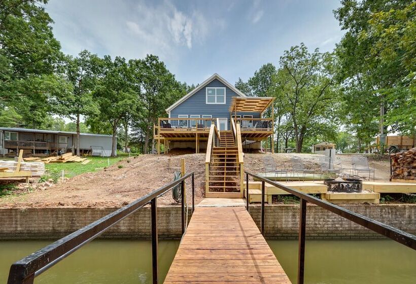Private Dock + Fire Pit: Lake Of The Ozarks Home!