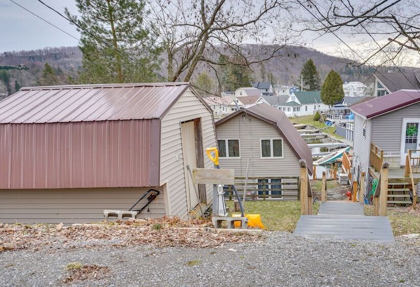 Lime Lake Cottage W/ Lakefront Deck & Dock!