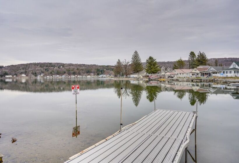 Lime Lake Cottage W/ Lakefront Deck & Dock!