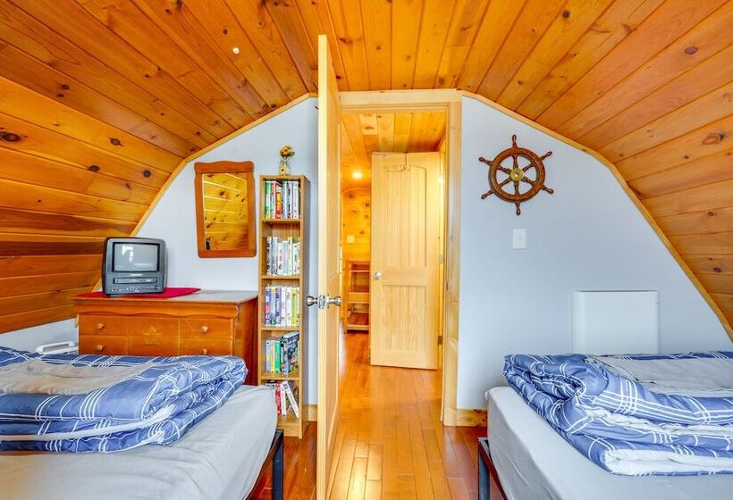 Lime Lake Cottage W/ Lakefront Deck & Dock!