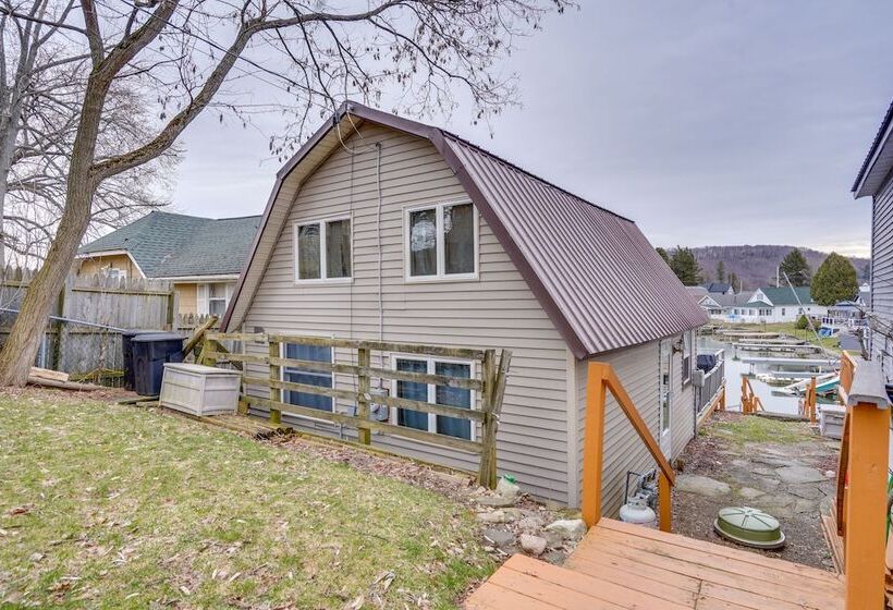 Lime Lake Cottage W/ Lakefront Deck & Dock!