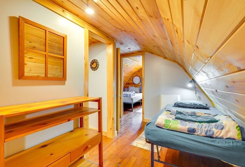 Lime Lake Cottage W/ Lakefront Deck & Dock!