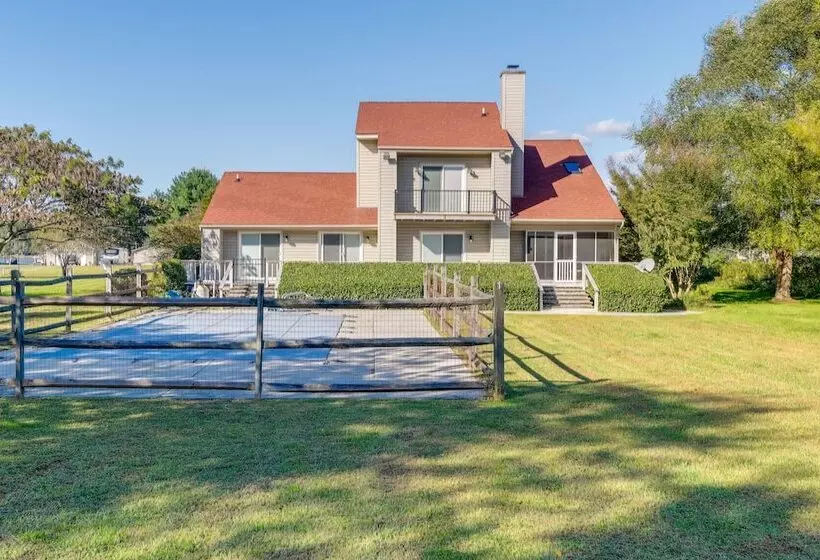 Lottsburg House W/ Private Pool + Fireplace