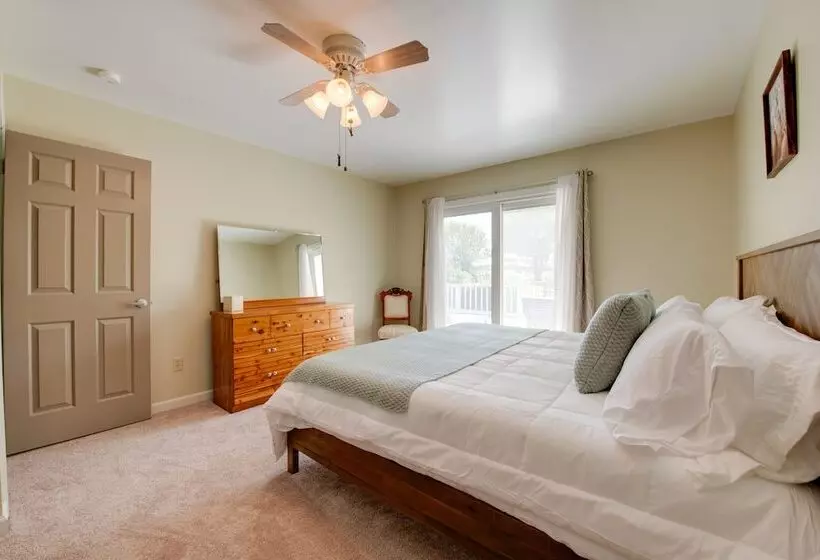 Lottsburg House W/ Private Pool + Fireplace