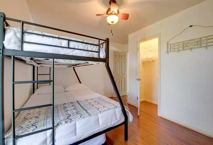 Lottsburg House W/ Private Pool + Fireplace