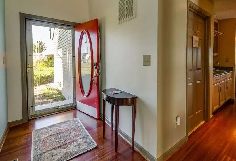 Lottsburg House W/ Private Pool + Fireplace