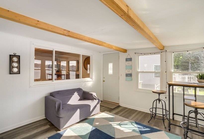 Sister Lakes Cottage W/ Dock & Grill!