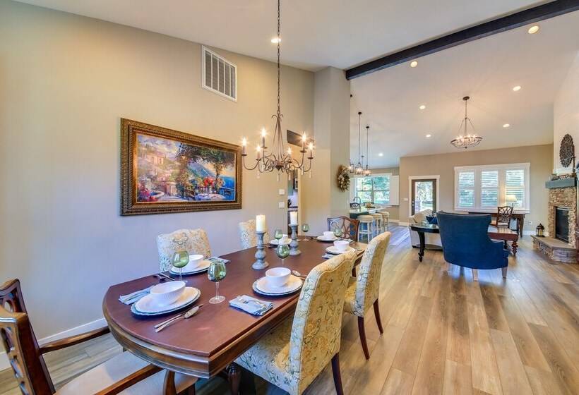 Modern Sandpoint Home W/ Lake Pend Oreille View!