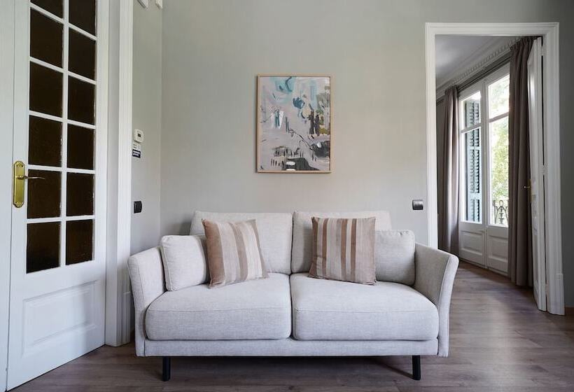 Numa I Caja Apartments