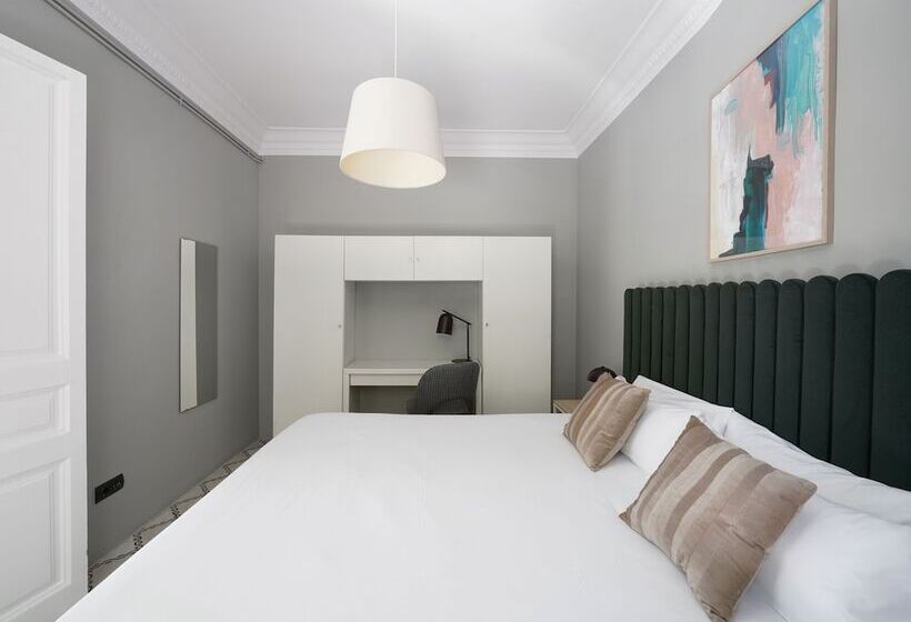 Numa I Caja Apartments