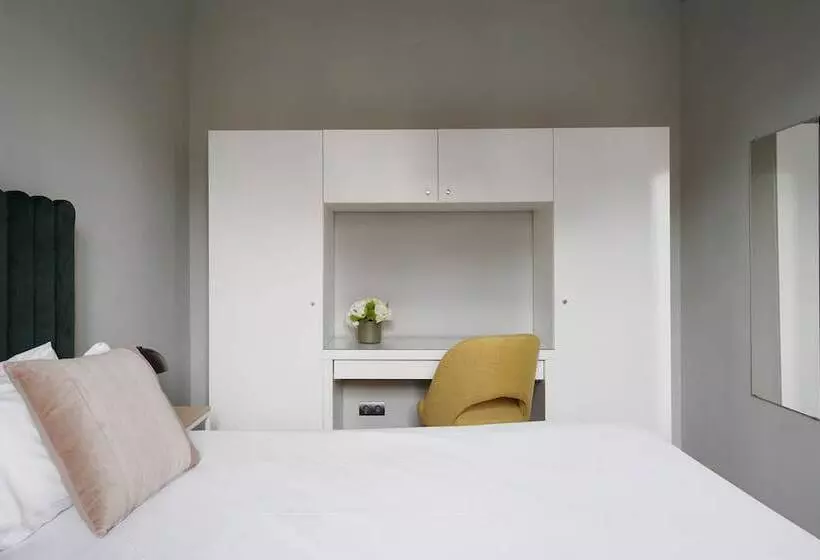 Numa I Caja Apartments