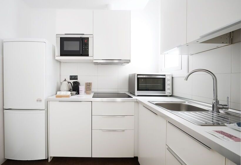 Numa I Caja Apartments