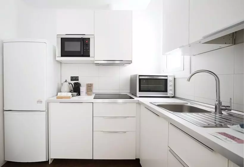 Numa I Caja Apartments