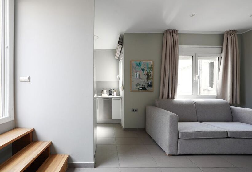 Numa I Caja Apartments