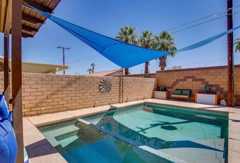 Palm Desert Home W/ Pool, Near Shops On El Paseo!