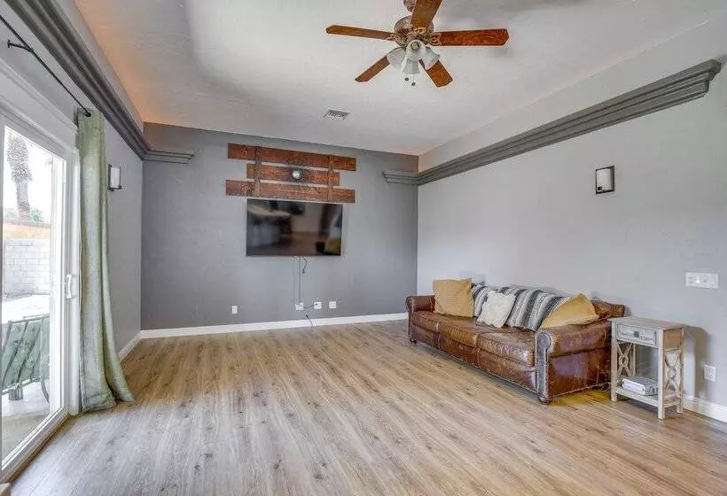 Palm Desert Home W/ Pool, Near Shops On El Paseo!