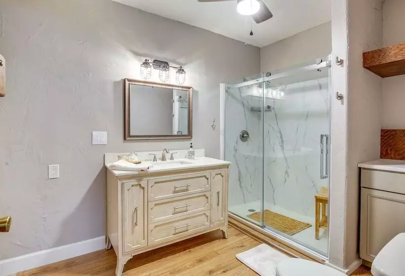 Palm Desert Home W/ Pool, Near Shops On El Paseo!