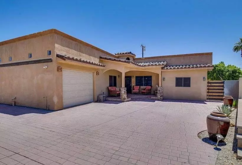 Palm Desert Home W/ Pool, Near Shops On El Paseo!