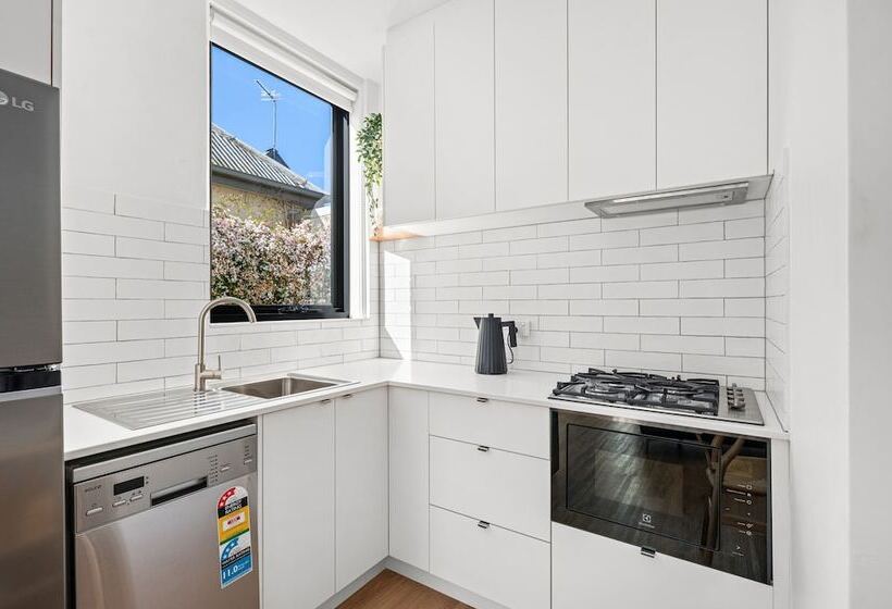 Peppertree Apartments