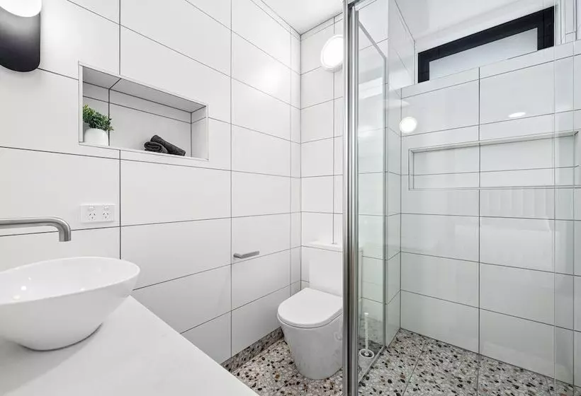 Peppertree Apartments