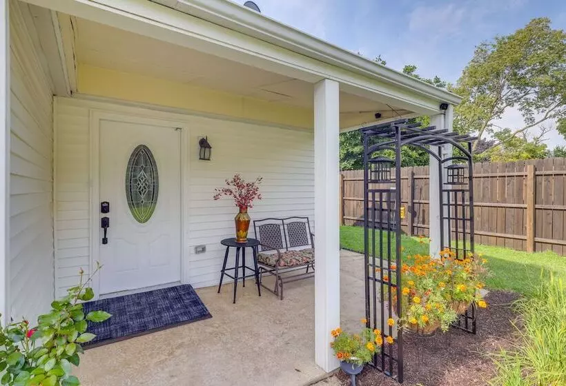 Private Plainfield Retreat W/ Gas Grill + Patio