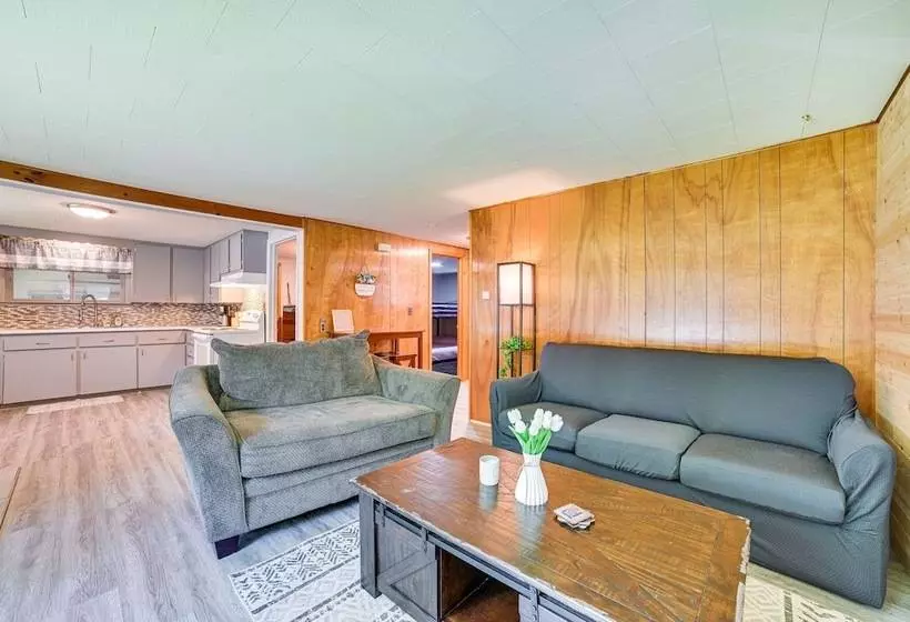 Prudenville Family Home W/ Game Room & Fire Pit!