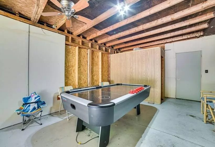Prudenville Family Home W/ Game Room & Fire Pit!