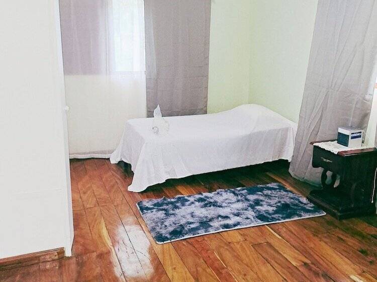 اقامتگاه Healing Retreat Stunning 3 Bed House