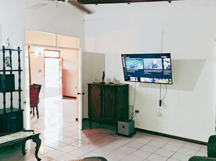 اقامتگاه Healing Retreat Stunning 3 Bed House