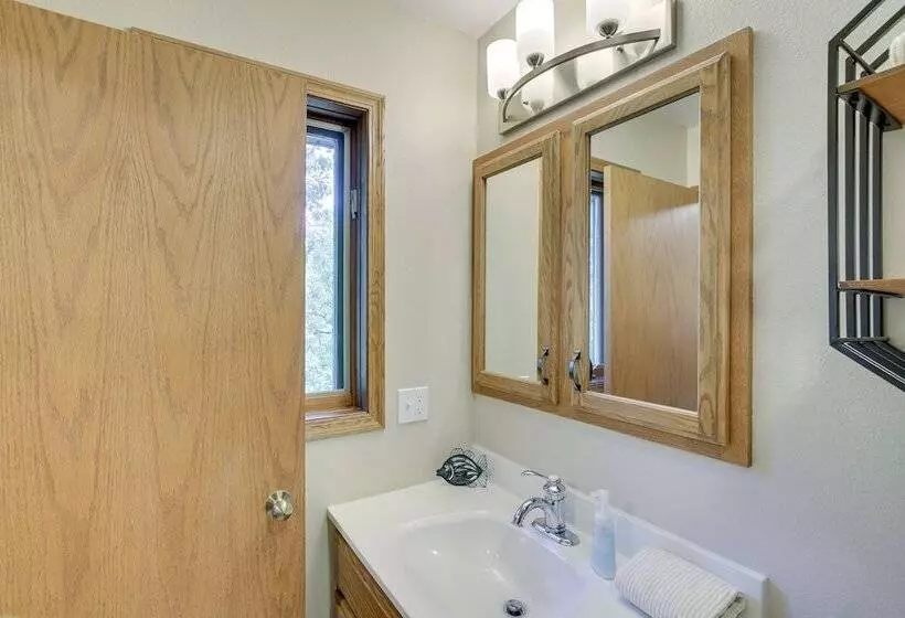 Secluded Wautoma Home W/ Fire Pit!