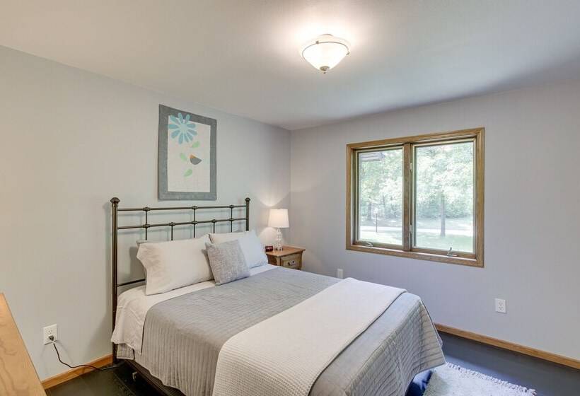 Secluded Wautoma Home W/ Fire Pit!