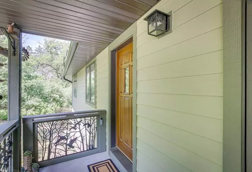 Secluded Wautoma Home W/ Fire Pit!