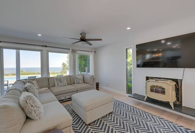 Spacious Rocky Point Retreat W/ Al Fresco Dining!