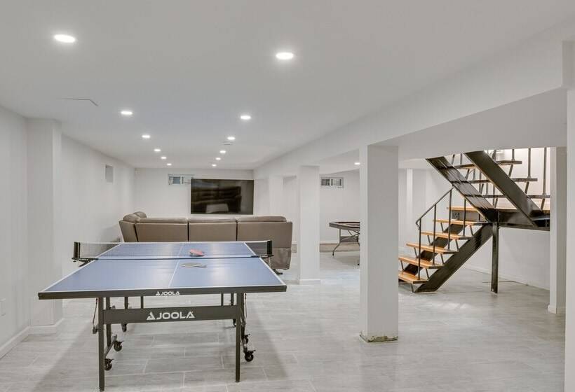 Spacious Rocky Point Retreat W/ Al Fresco Dining!