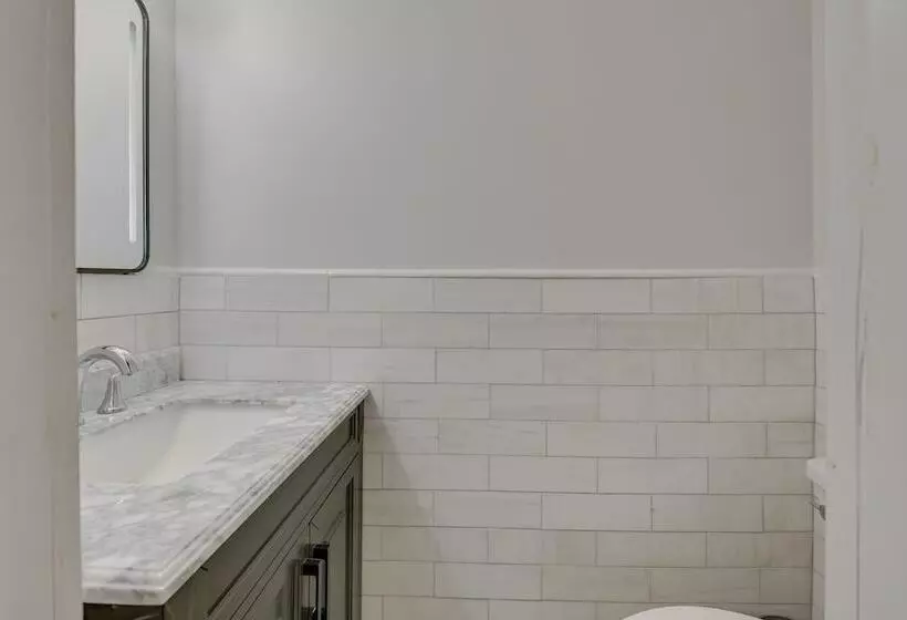 Spacious Rocky Point Retreat W/ Al Fresco Dining!