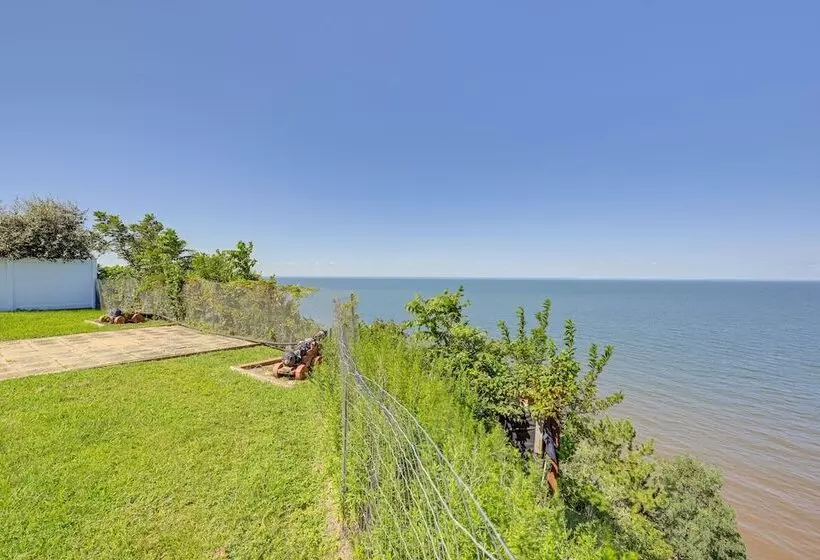 Spacious Rocky Point Retreat W/ Al Fresco Dining!