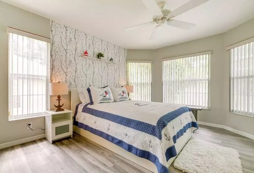 Sunny Home W/ Pool & Lanai   Near Rainbow River!