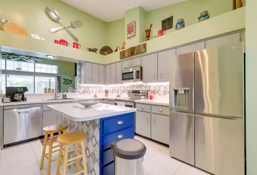 Sunny Home W/ Pool & Lanai   Near Rainbow River!